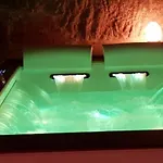 La Grotta Nel Borgo Roccastrada