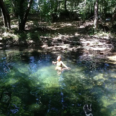 La Grotta Nel Borgo Roccastrada